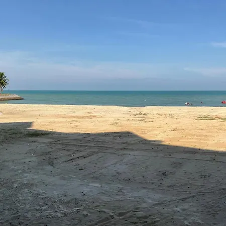 Port Dickson Paradise Lagoon Beachfront Apartment Exterior photo