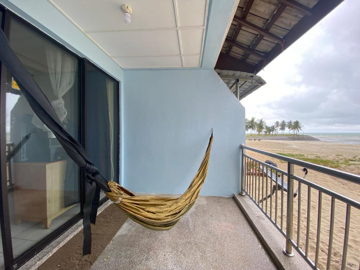 Paradise Lagoon Beachfront