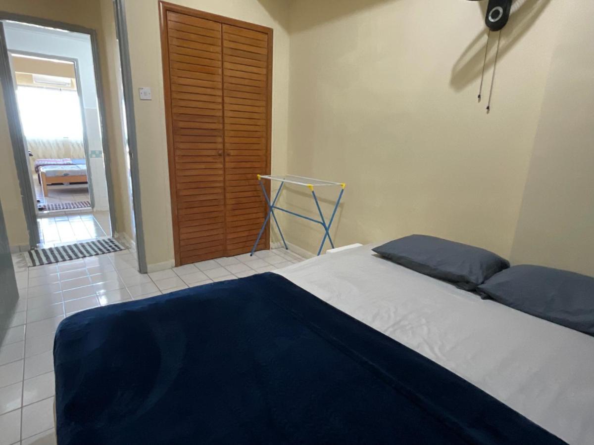 Paradise Lagoon Beachfront Apartment